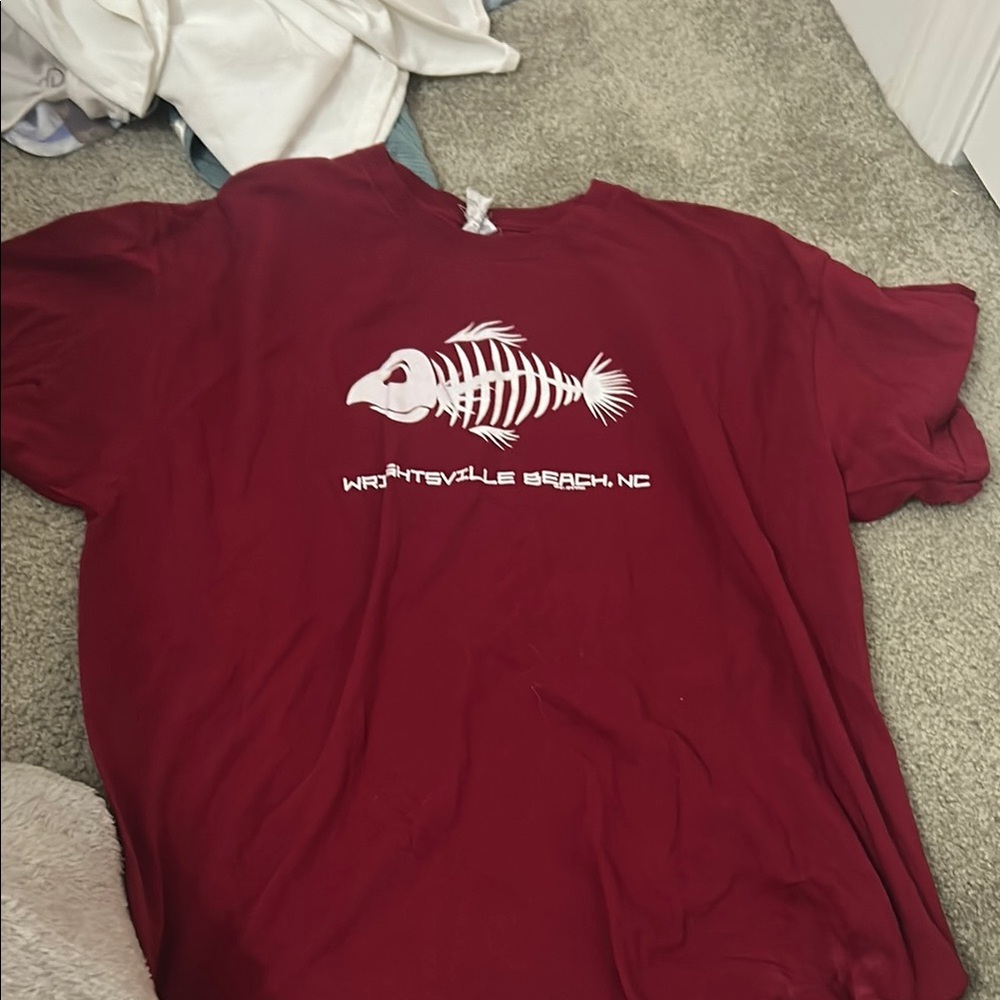 Jerzees Red and White Short Sleeve Tee with Fish Skeleton Design